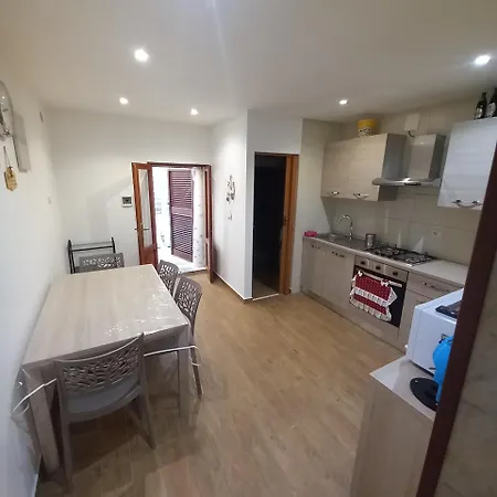 Apartment Rismondi 37